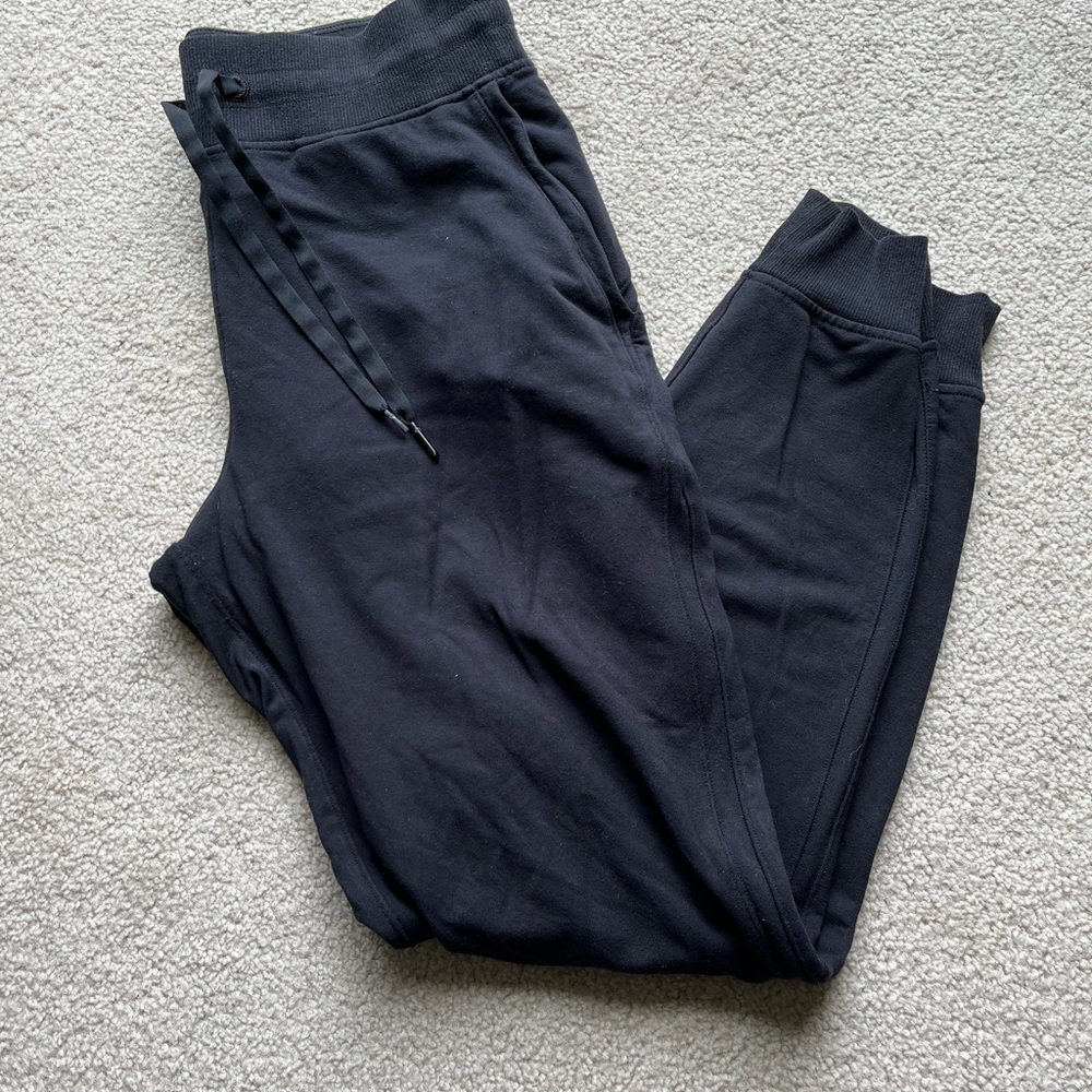 Lululemon Black Joggers Size 6